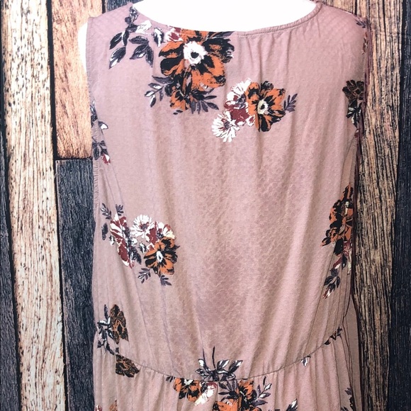 Torrid Plus Size Floral Print Chiffon Tank Top 1 - Picture 4 of 7